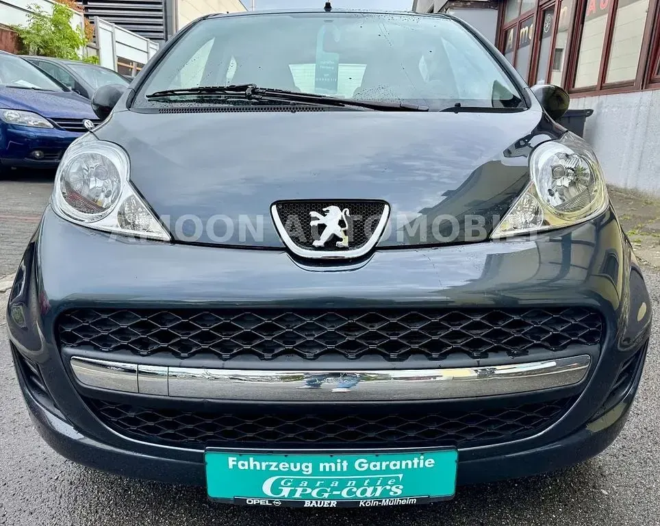 Gebraucht Peugeot 107 Filou 68 PS (50 kW) 2009 Grau Kleinwagen