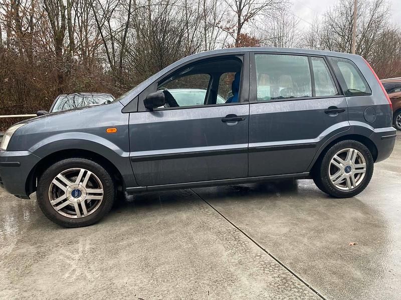 Gebraucht Ford Fusion 80 PS (58 kW) 2003 Grau Kleinwagen