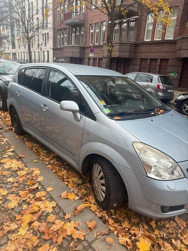 Andere farben Gebraucht 2006 Toyota Corolla Verso Van / Kleinbus | 3.750 € (Guter Preis) - Bild 1/4