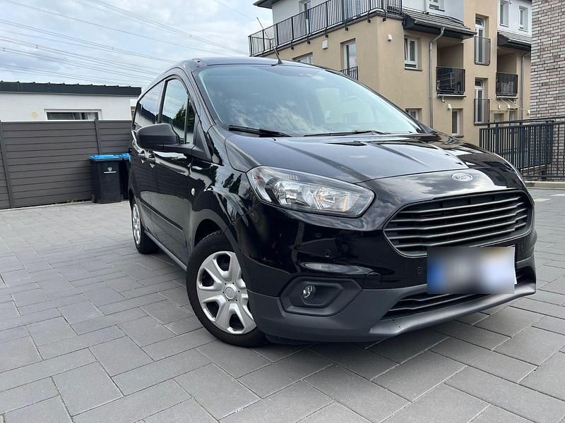 Second-hand Ford Transit 75 CP (55 kW) 2021 Negru Monovolum