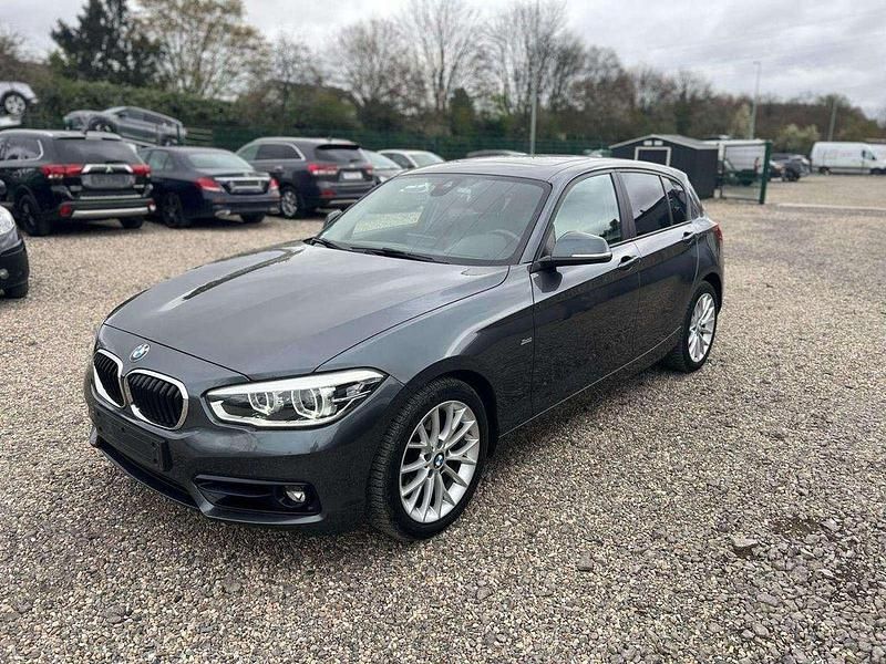 Mineralgrau Gebraucht 2016 BMW 120 Sport Line Kleinwagen | 15.990 € (Fairer Preis) - Bild 1/4