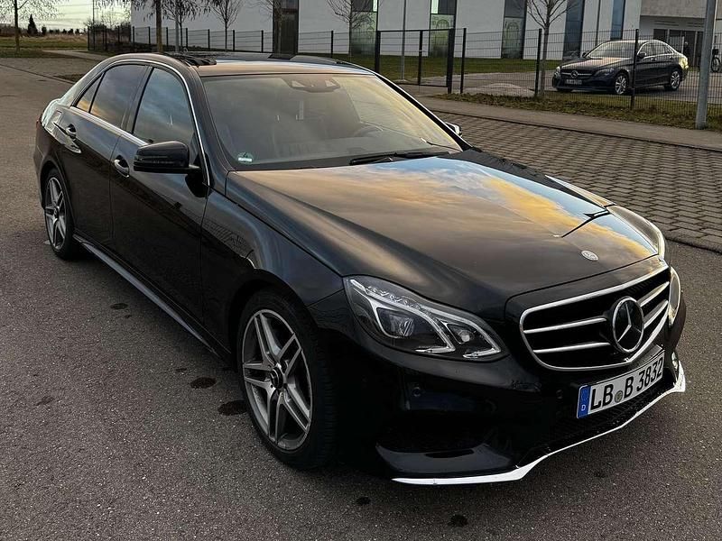 Gebraucht Mercedes E400 AMG 333 PS (244 kW) 2015 Schwarz Limousine