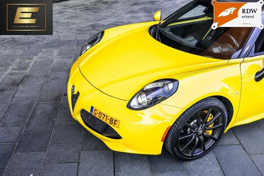 Gebraucht Alfa Romeo 4C Spider 241 PS (177 kW) 2016 Gelb Cabrio