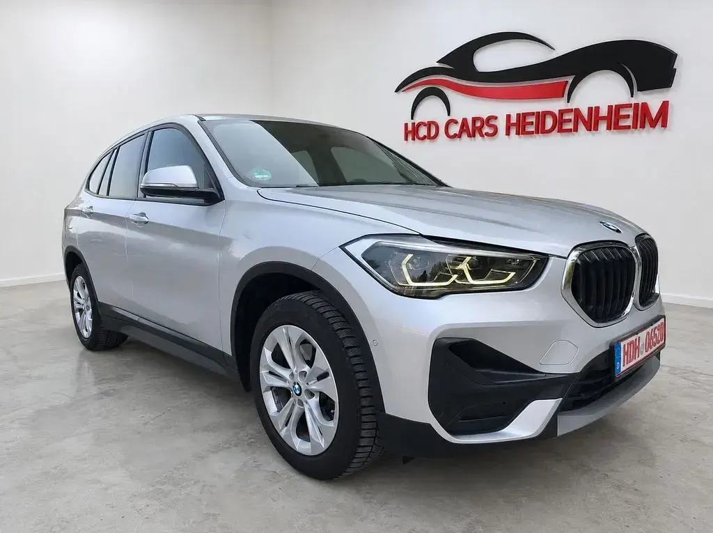 Usado BMW X1 Advantage 150 CV (110 kW) 2021 Plateado SUV