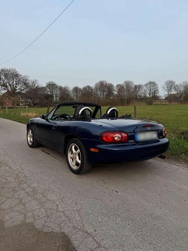 Gebraucht Mazda MX5 110 PS (80 kW) 2003 Blau Cabrio
