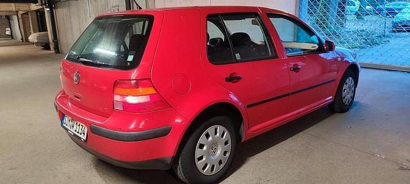 Rot Gebraucht 1999 VW Golf Basis Limousine | 599 € (Guter Preis) - Bild 1/4