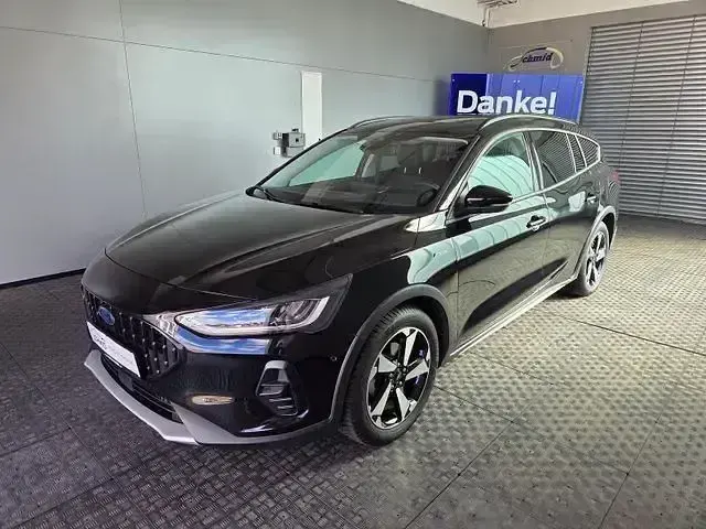 Gebraucht Ford Focus Active X 116 PS (85 kW) 2024 Schwarz Limousine