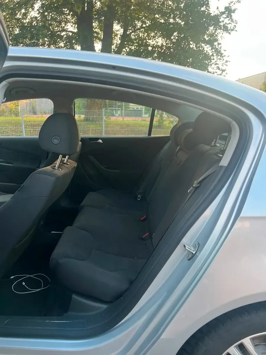 Gebraucht VW Passat 170 PS (125 kW) 2008 Silber Limousine