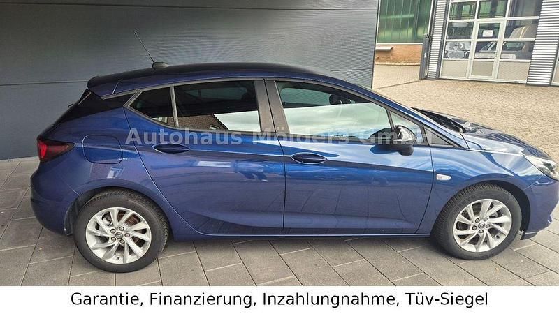 Gebraucht Opel Astra 145 PS (106 kW) 2021 Blau Limousine