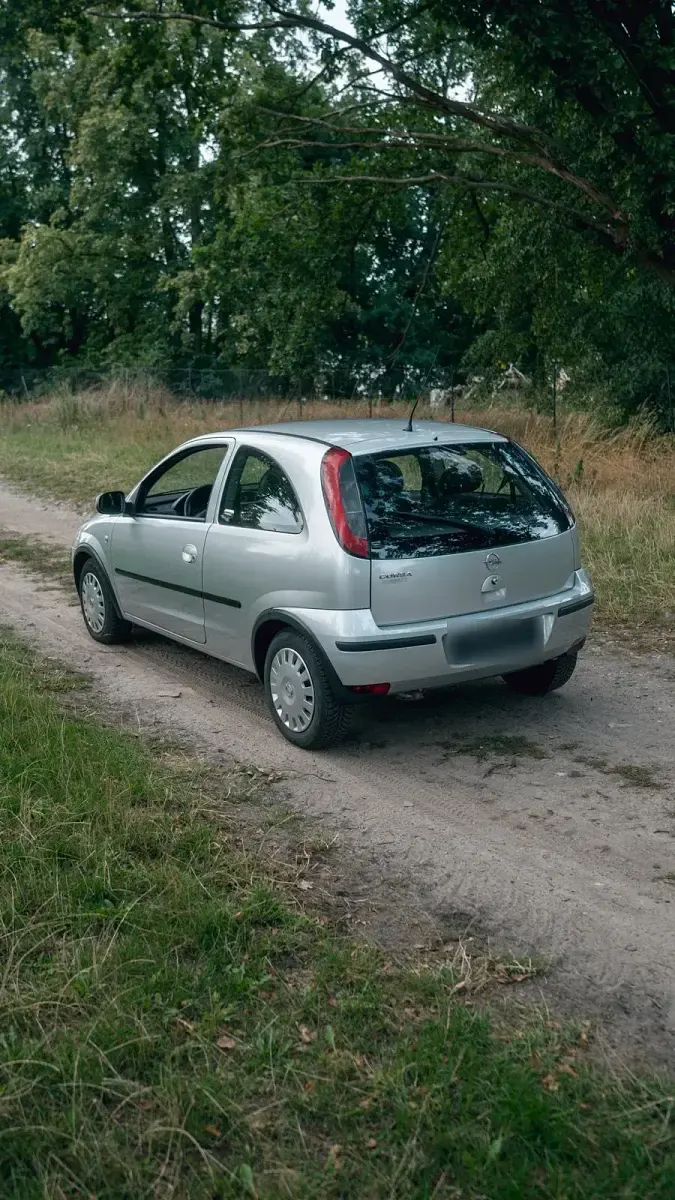 Gebraucht Opel Corsa 60 PS (44 kW) 2003 Silber Kleinwagen
