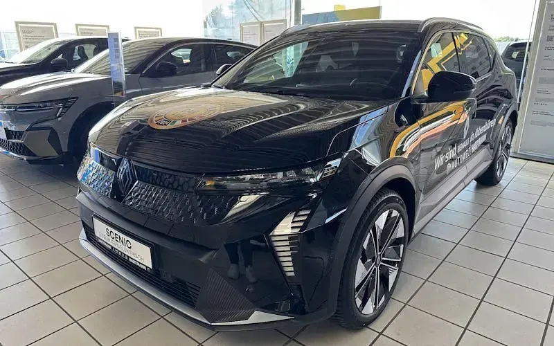 Nouă Renault Scenic E-Tech Evolution 125 kW (170 CP) 2025 Roșu SUV