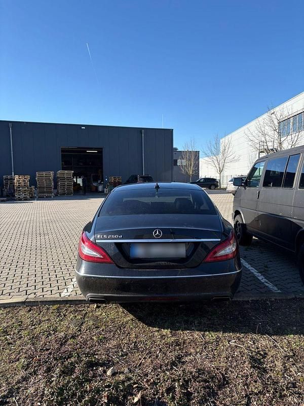 Gebraucht Mercedes CLS250 204 PS (150 kW) 2016 Schwarz Coupé