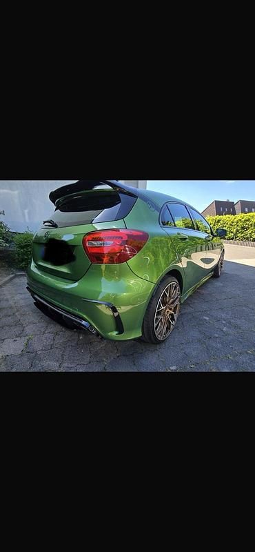 Gebraucht Mercedes A250 218 PS (160 kW) 2017 Grün Kleinwagen
