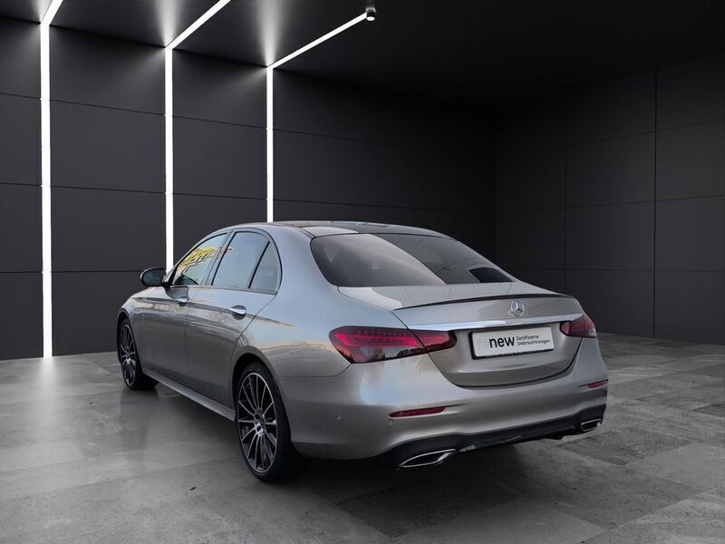 Gebraucht Mercedes E400 AMG line 330 PS (242 kW) 2021 Grau Limousine