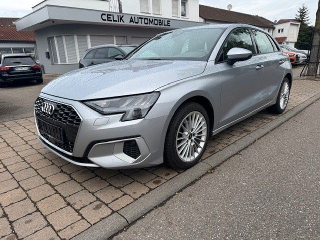 Silber Gebraucht 2022 Audi A3 Sportback Advanced Limousine | 17.990 € (Guter Preis) - Bild 1/4