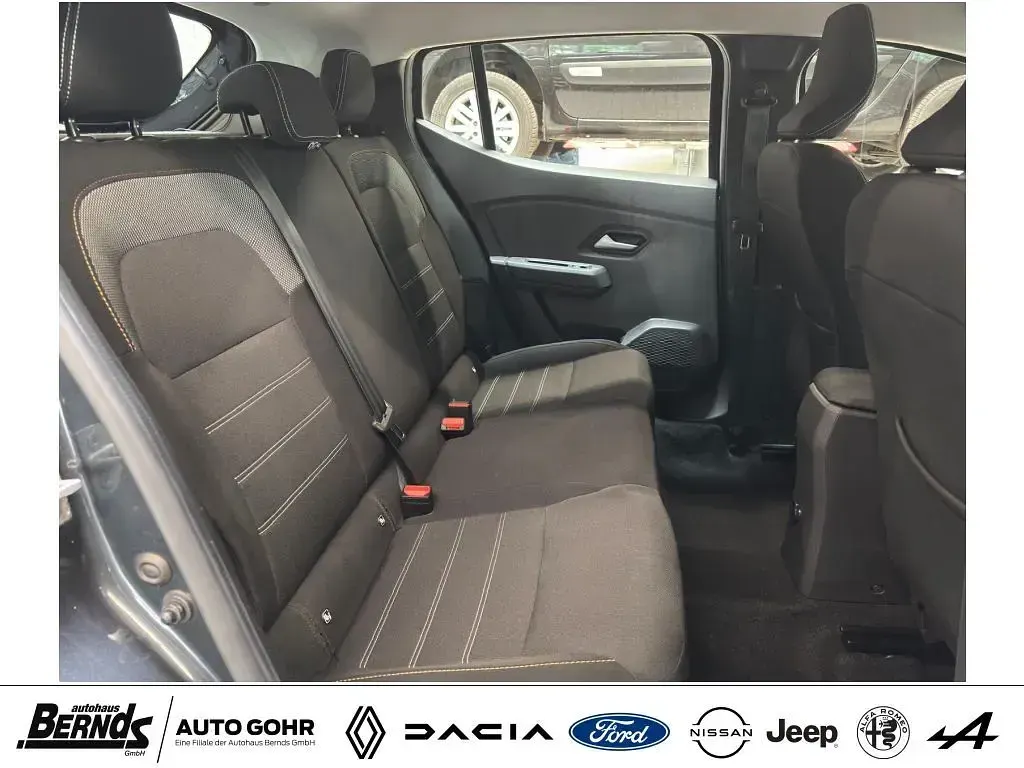 Gebraucht Dacia Sandero Expression 91 PS (66 kW) 2023 Grau Kleinwagen