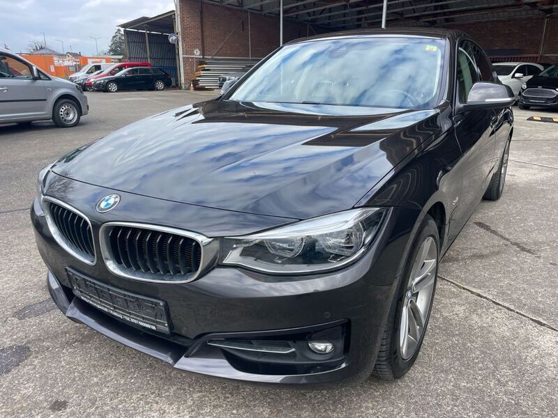 Schwarz Gebraucht 2017 BMW 320 Gran Turismo Sport Line Limousine | 16.999 € (Guter Preis) - Bild 1/4