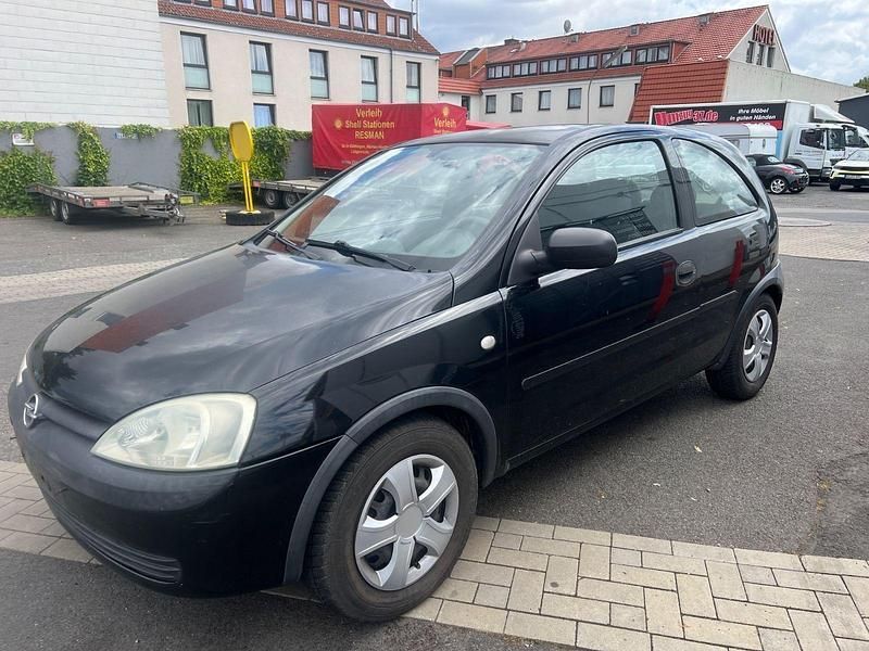 Schwarz Gebraucht 2001 Opel Corsa Comfort Limousine | 390 € (Superpreis) - Bild 1/4