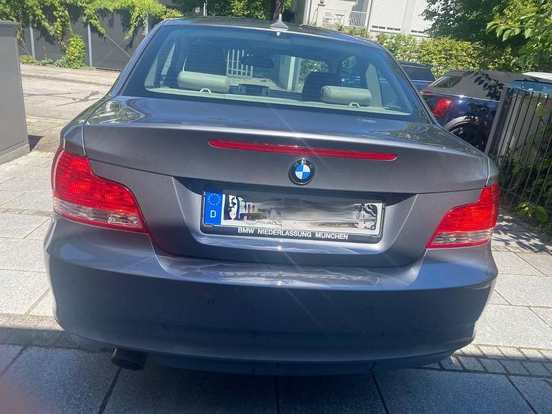 Gebraucht BMW 120 170 PS (125 kW) 2011 Silber Kleinwagen