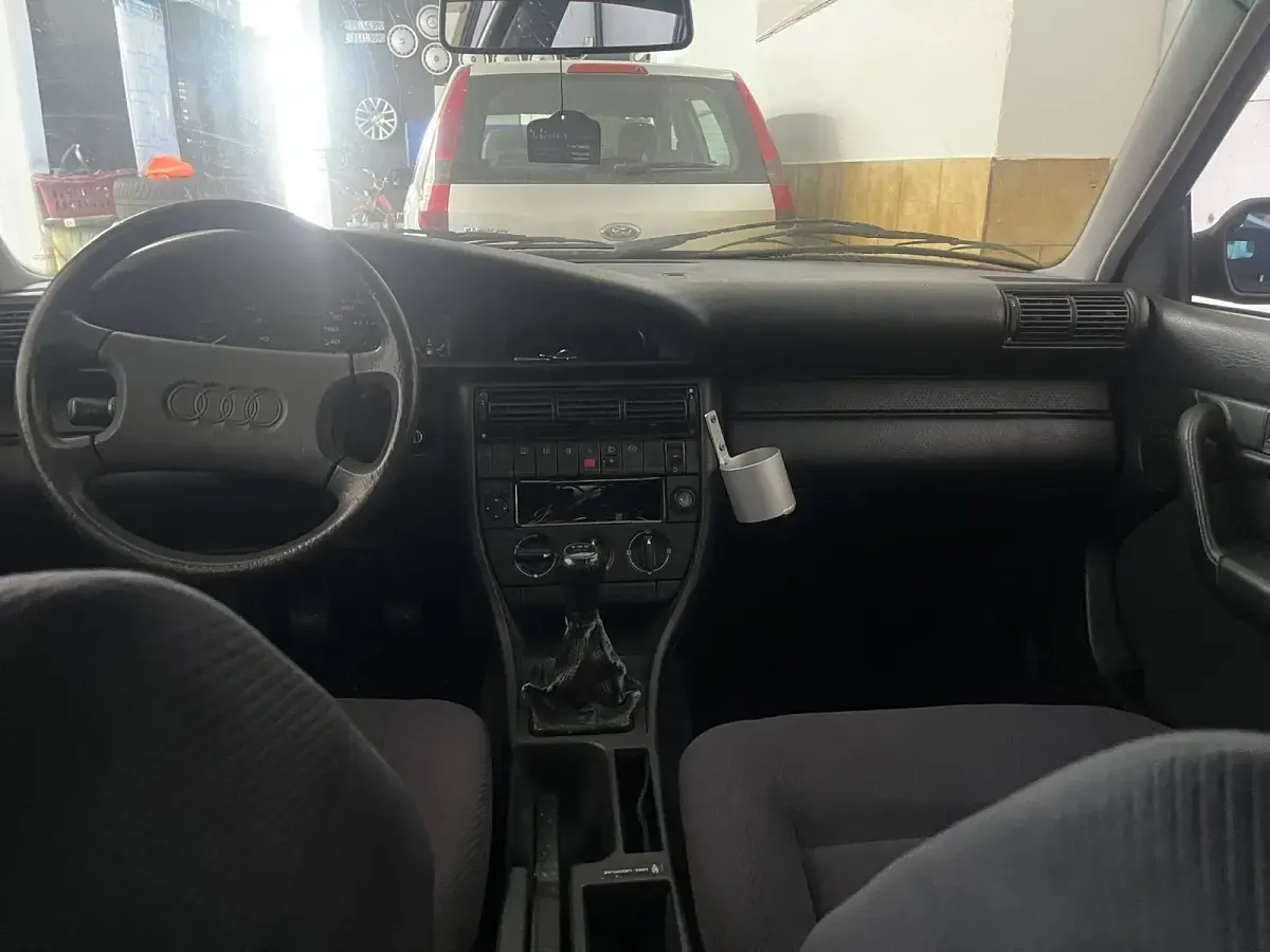 Gebraucht Audi 100 133 PS (97 kW) 1992 Rot Limousine