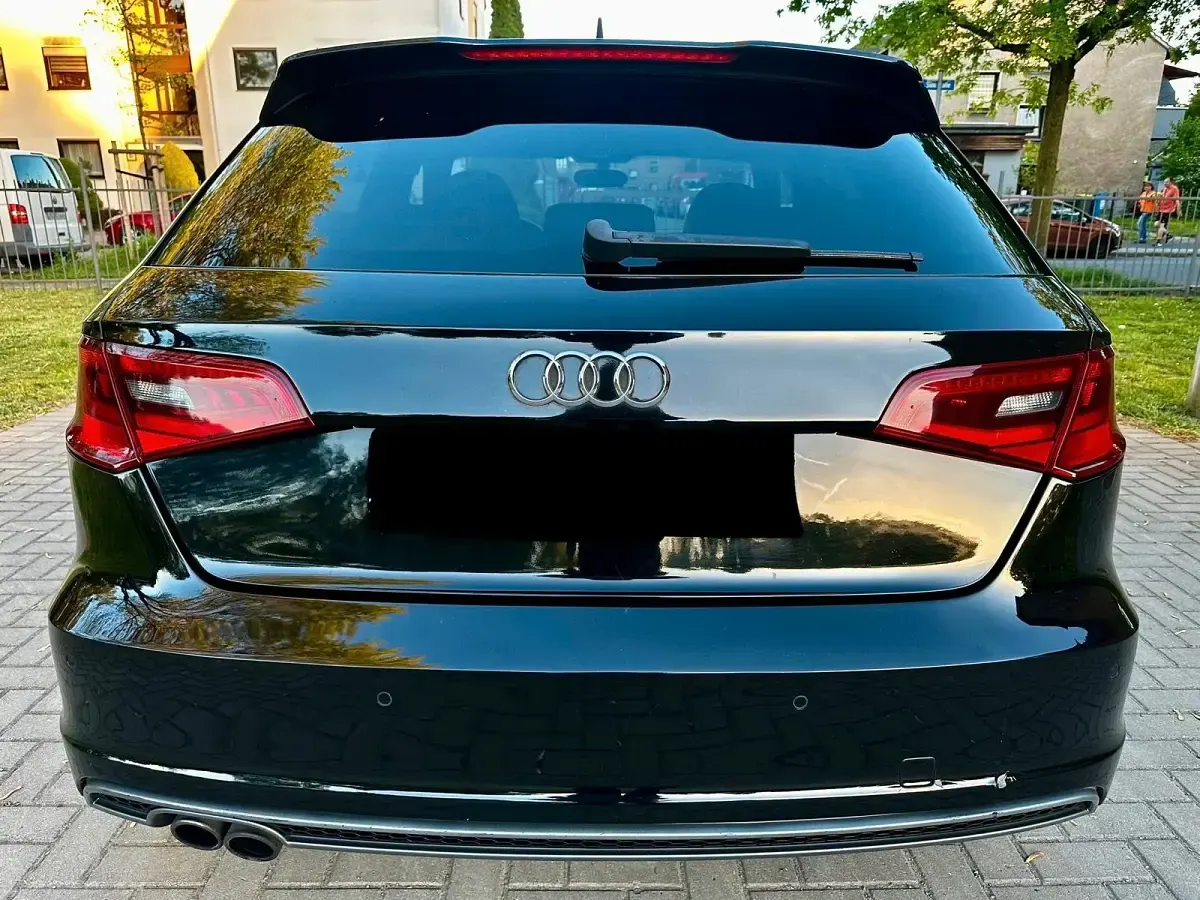 Gebraucht Audi A3 Ambiente 184 PS (135 kW) 2014 Schwarz Kleinwagen