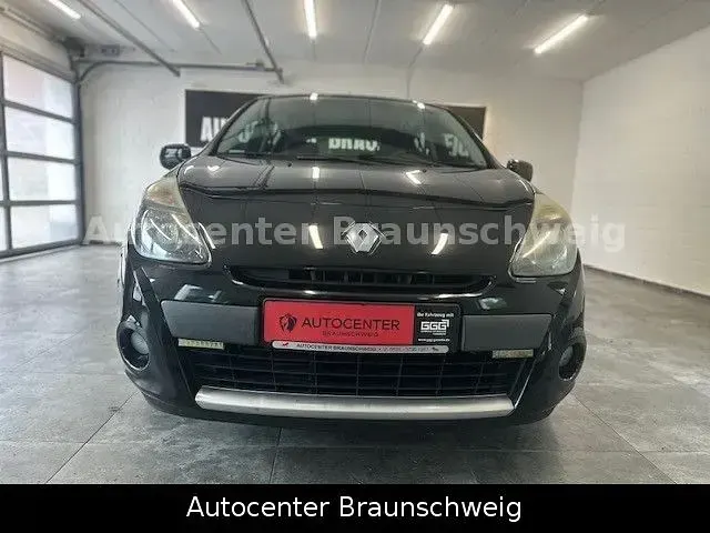 Gebraucht Renault Clio III Dynamique 101 PS (74 kW) 2011 Schwarz SUV