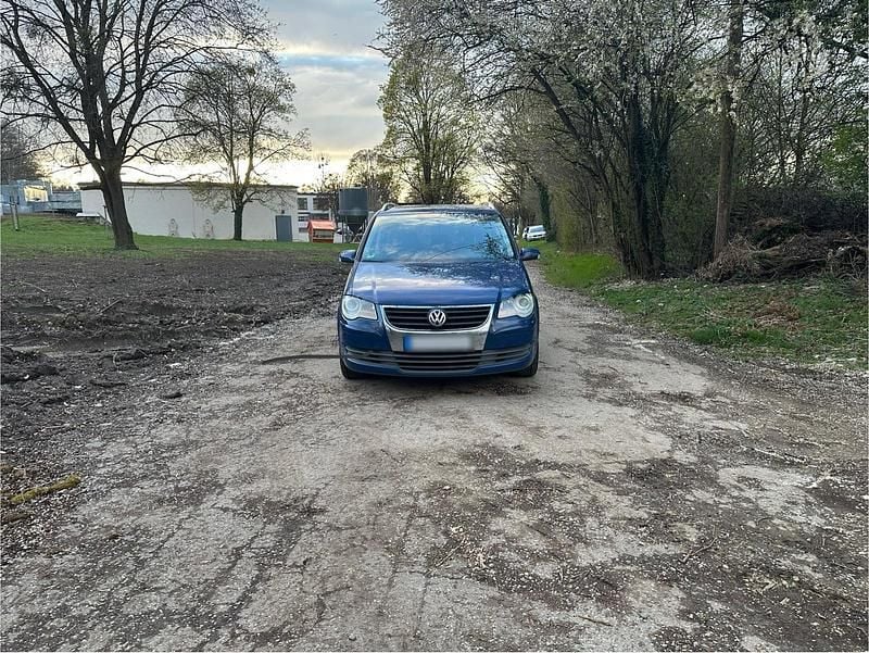 Gebraucht VW Touran 2008 Blau Van / Kleinbus