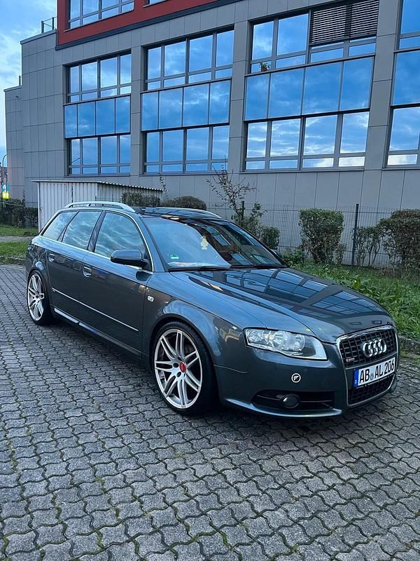 Grau Gebraucht 2007 Audi A4 S-Line Kombi | 4.000 € (Teuer) - Bild 1/4