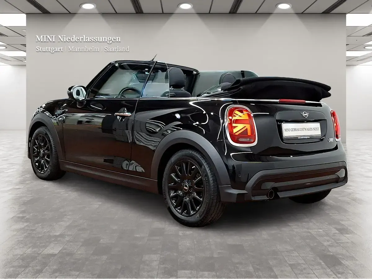 Occasion Mini One Cabriolet 102 PK (75 kW) 2022 Zwart Cabriolet