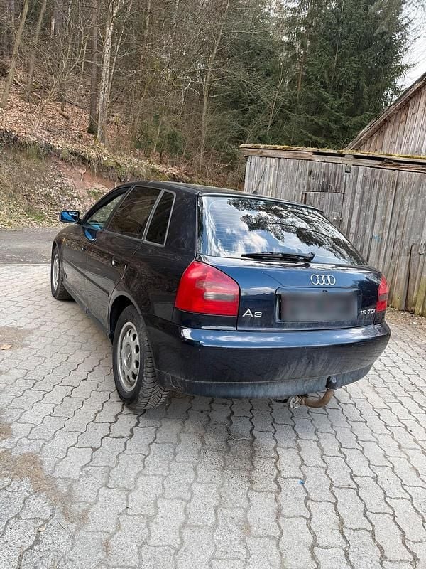 Gebraucht Audi A3 90 PS (66 kW) 1999 Blau Kleinwagen