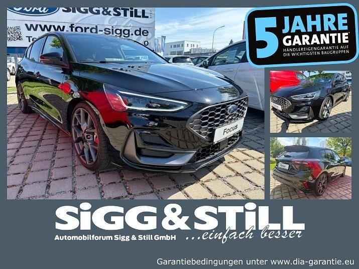 Agate black Neu 2025 Ford Focus ST Limousine | 39.480 € (Guter Preis) - Bild 1/4