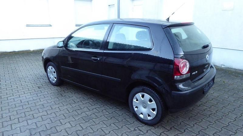 Gebraucht VW Polo Trendline 60 PS (44 kW) 2008 Schwarz Kleinwagen