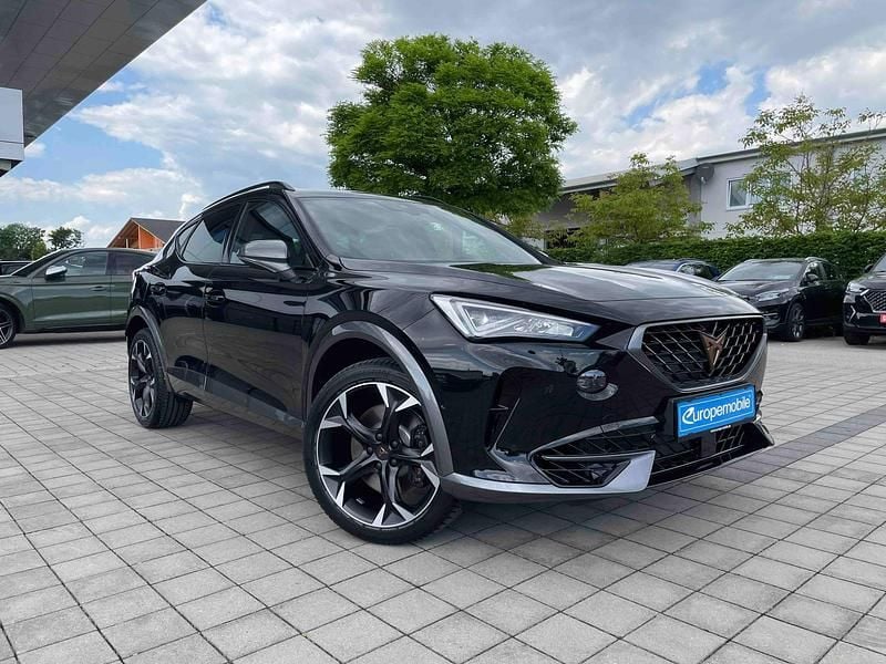 Midnight schwarz meta.../schwarz Gebraucht 2024 Cupra Formentor VZ SUV | 36.700 € - Bild 1/4