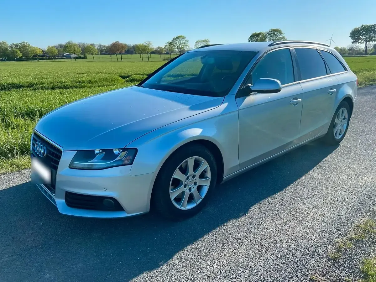 Gebraucht Audi A4 143 PS (105 kW) 2011 Silber Kombi