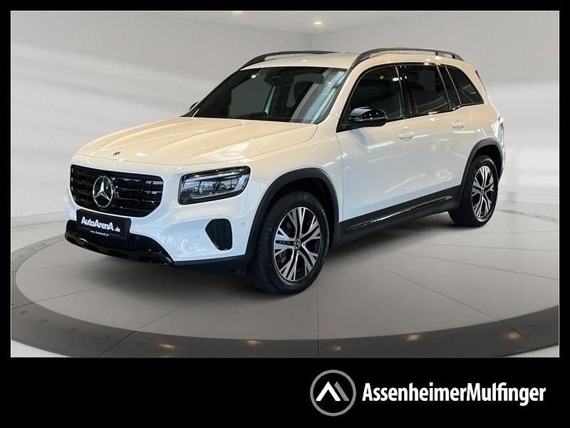 Weiß Gebraucht 2024 Mercedes GLB180 Progressive SUV | 36.616 € (Fairer Preis) - Bild 1/4