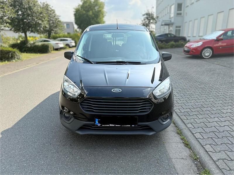 Schwarz Gebraucht 2018 Ford Transit Van / Kleinbus | 6.490 € (Superpreis) - Bild 1/4
