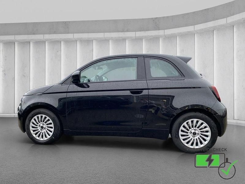 Gebraucht Fiat 500e 86 kW (118 PS) 2023 Schwarz Kleinwagen
