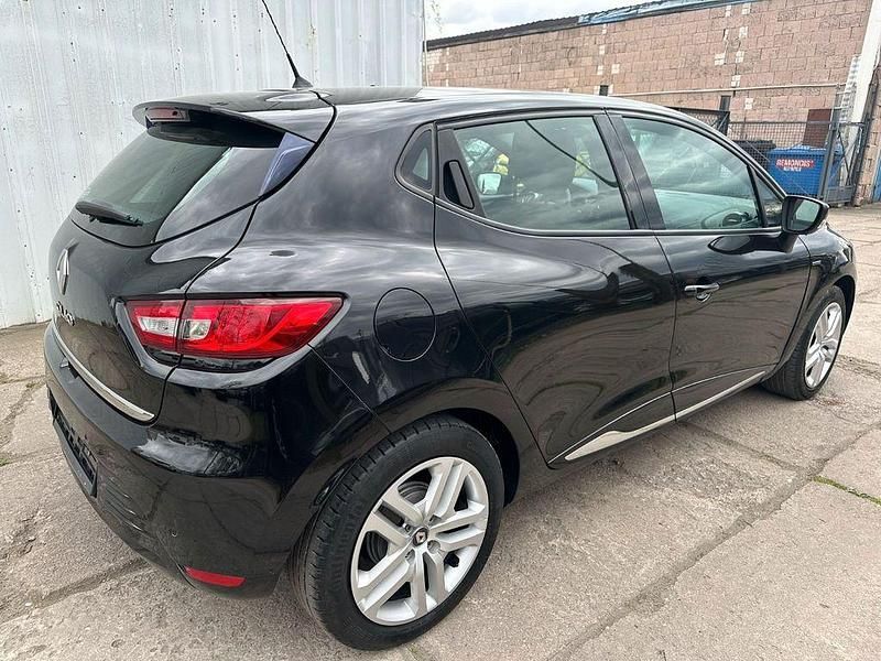 Gebraucht Renault Clio IV LIMITED 90 PS (66 kW) 2017 Schwarz Limousine