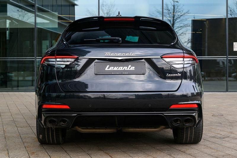 Gebraucht Maserati Levante 581 PS (427 kW) 2022 Schwarz SUV