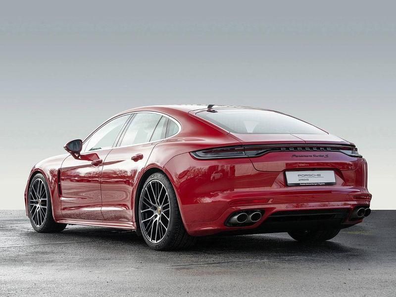 Gebraucht Porsche Panamera Turbo S 630 PS (463 kW) 2023 Rot Kleinwagen