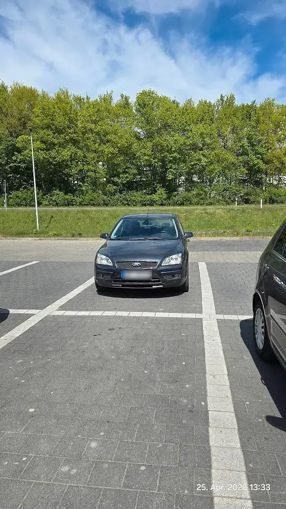 Gebraucht Ford Focus 101 PS (74 kW) 2007 Schwarz Kleinwagen