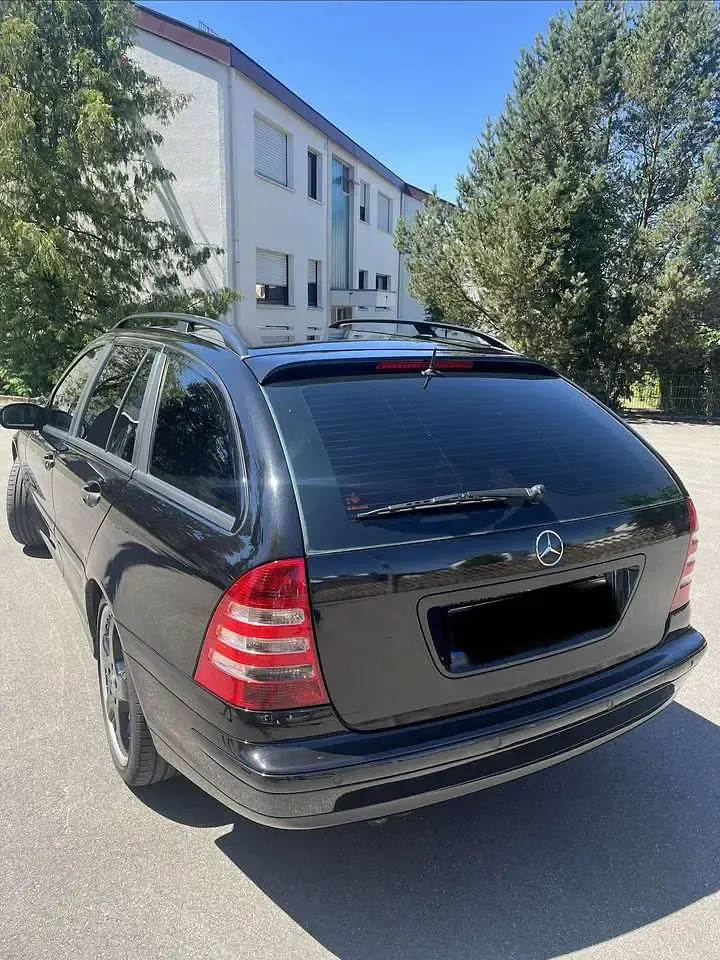 Gebraucht Mercedes C220 Classic 150 PS (110 kW) 2004 Kombi