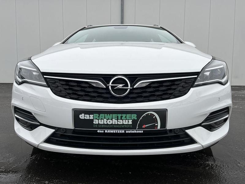 Gebraucht Opel Astra Edition 105 PS (77 kW) 2020 Schneeweiss Kombi