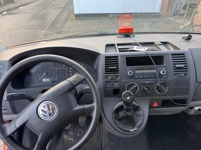 Usata VW Transporter 84 CV (61 kW) 2007 Arancione Furgone