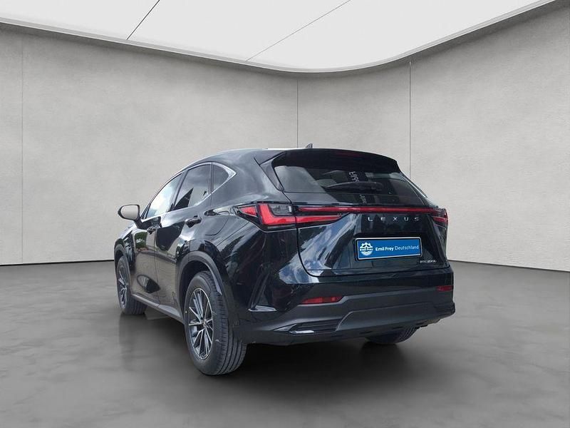 Neu Lexus NX350h Executive Line 243 PS (178 kW) 2025 Grün SUV