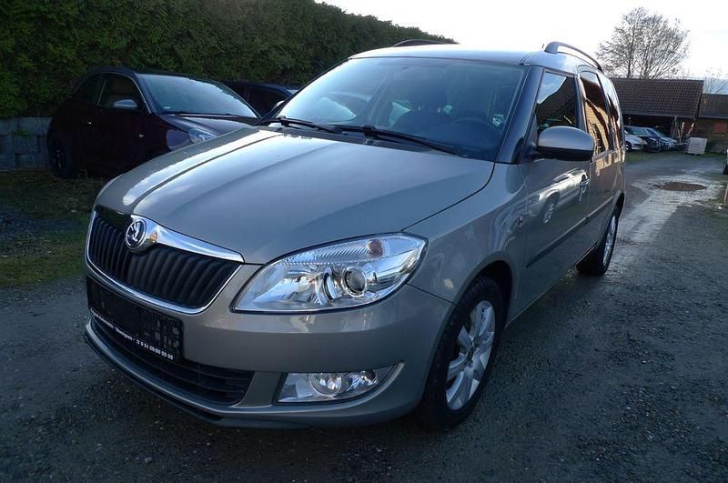 Beige Gebraucht 2013 Skoda Roomster Ambition Van / Kleinbus | 6.750 € (Fairer Preis) - Bild 1/4