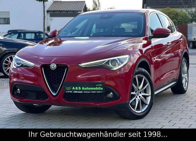 Rot Gebraucht 2017 Alfa Romeo Stelvio Super SUV | 16.490 € (Superpreis) - Bild 1/4
