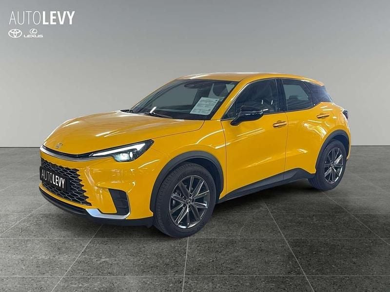 Neu Lexus LBX 136 PS (100 kW) 2026 5a3  sonnengelb SUV