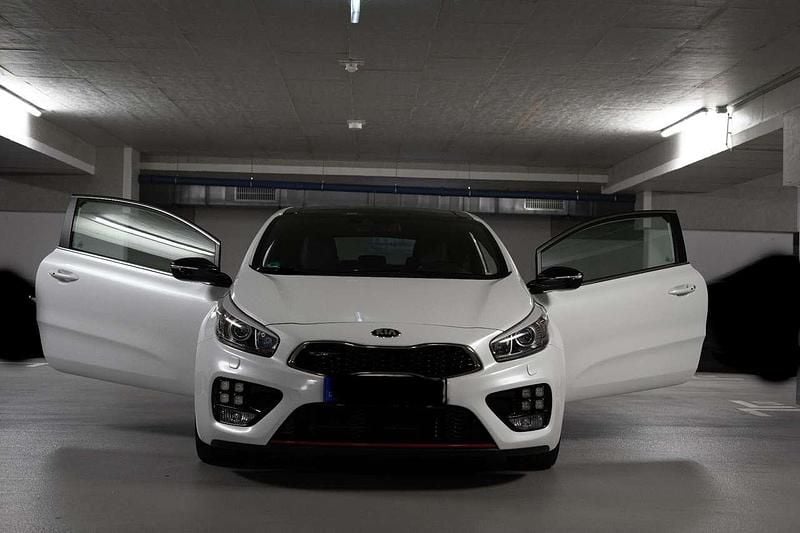 Gebraucht Kia ProCeed GT-Track 204 PS (150 kW) 2013 Limousine