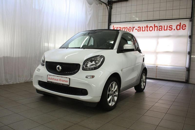 Gebraucht Smart ForTwo Coupé Passion 71 PS (52 kW) 2017 Silber Kleinwagen